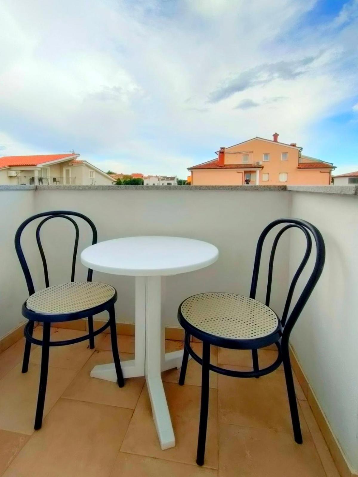Apartments Zova เมดูลิน ภายนอก รูปภาพ