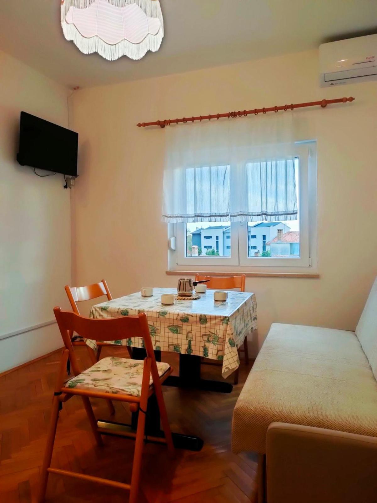 Apartments Zova เมดูลิน ภายนอก รูปภาพ