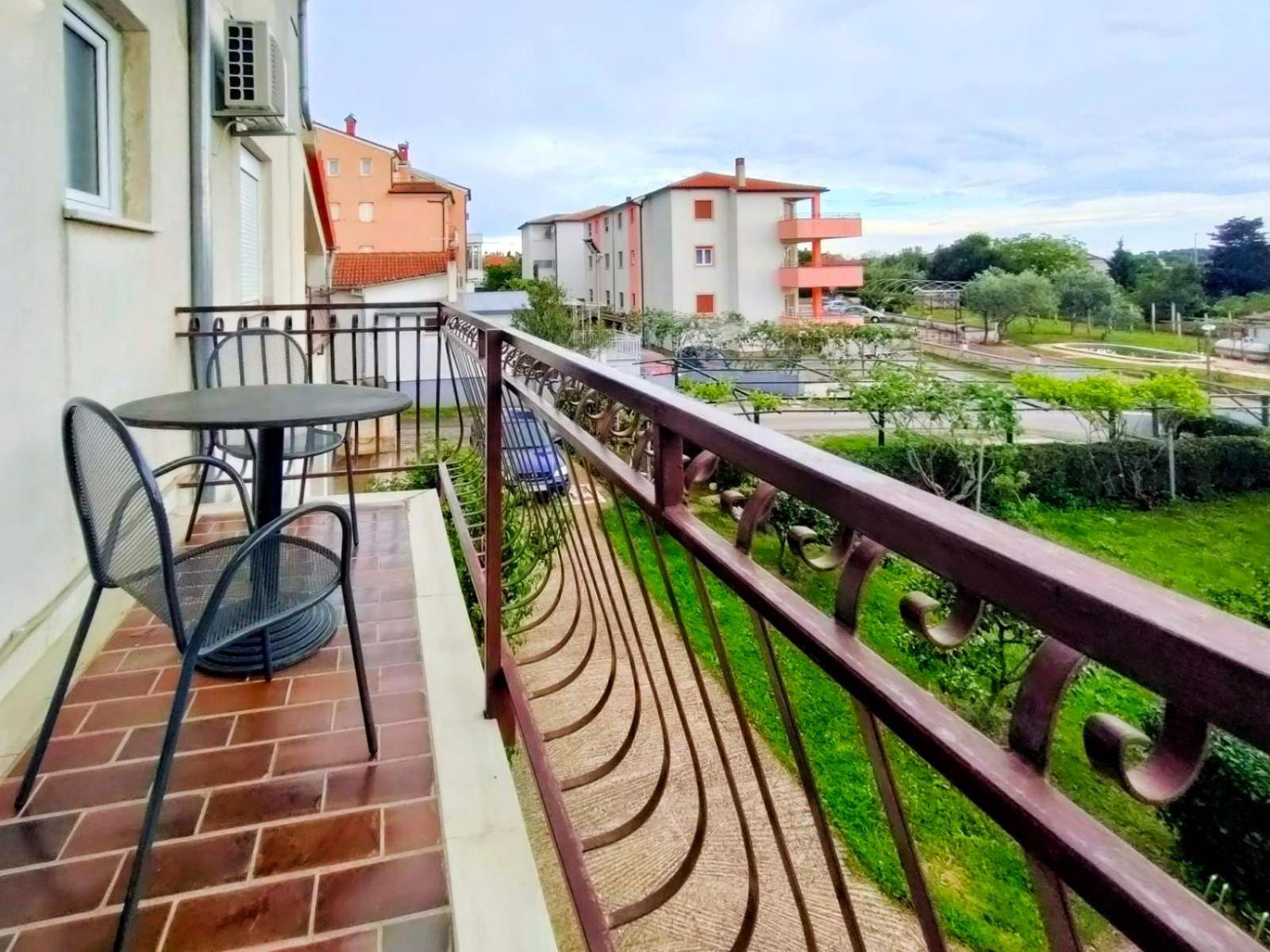 Apartments Zova เมดูลิน ภายนอก รูปภาพ