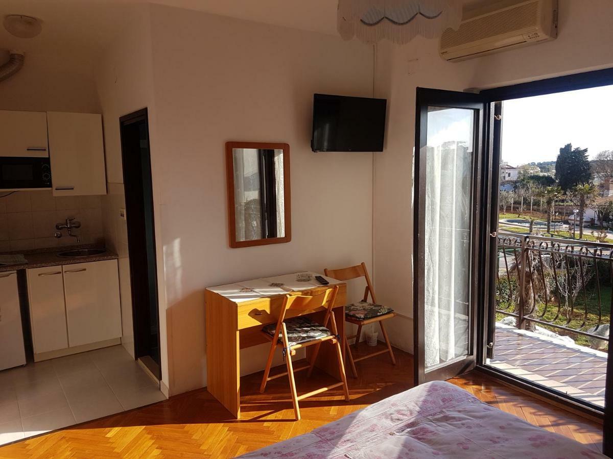 Apartments Zova เมดูลิน ภายนอก รูปภาพ